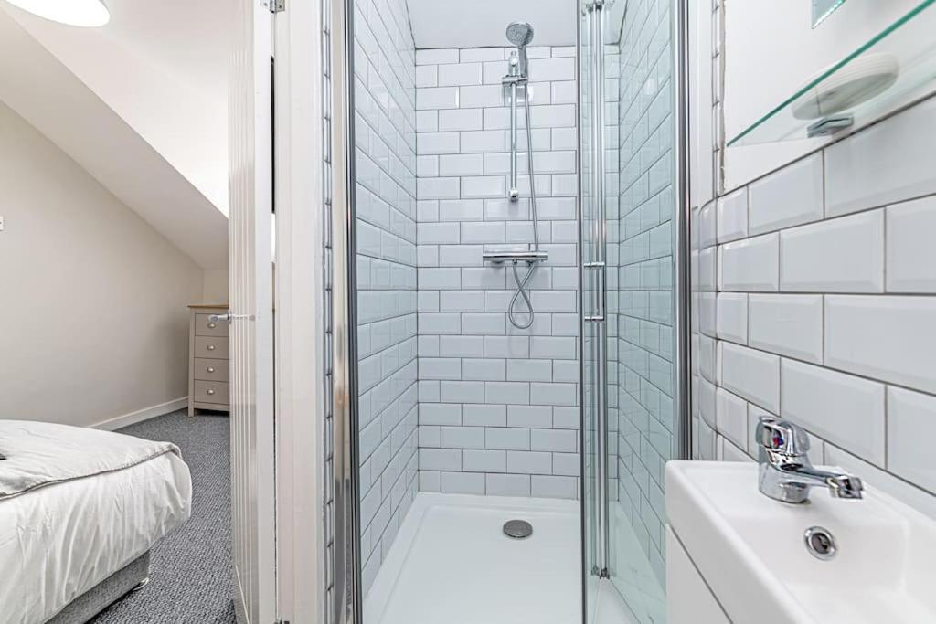 Luxury 5 Bedroom Holiday Home Within Prescot Exteriér fotografie