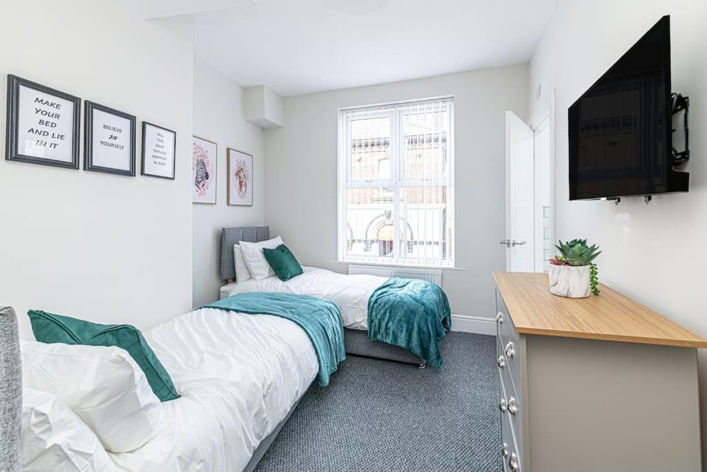 Luxury 5 Bedroom Holiday Home Within Prescot Exteriér fotografie